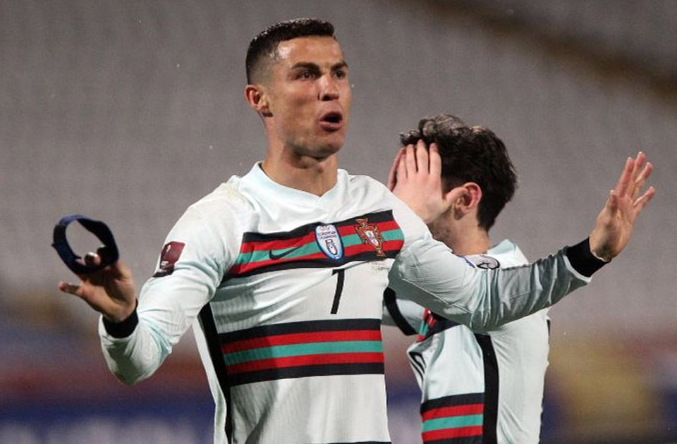 UŽIVO: Ronaldova kapitenska traka prodata za 7.500.000 dinara Mozzart kladionici